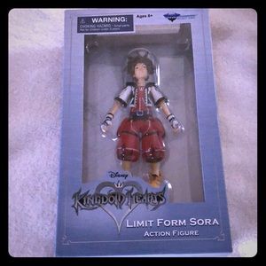 Disney Kingdom Hearts diamond select toy